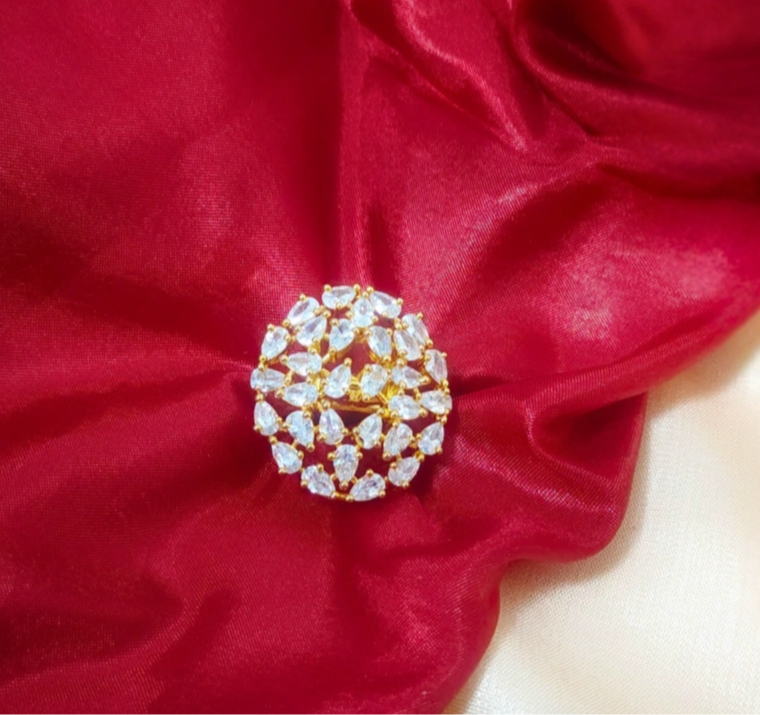 Traditional Gold-toned Statement Ring