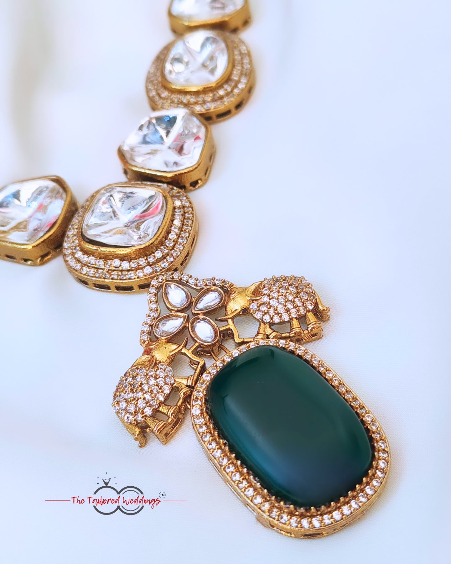 Add a royal touch to your outfit with our Polki-style neck piece, featuring two majestic elephant Motifs.