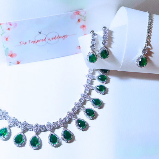 Contemporary statement american diamond jewelry for engagement, partylooks or weddings