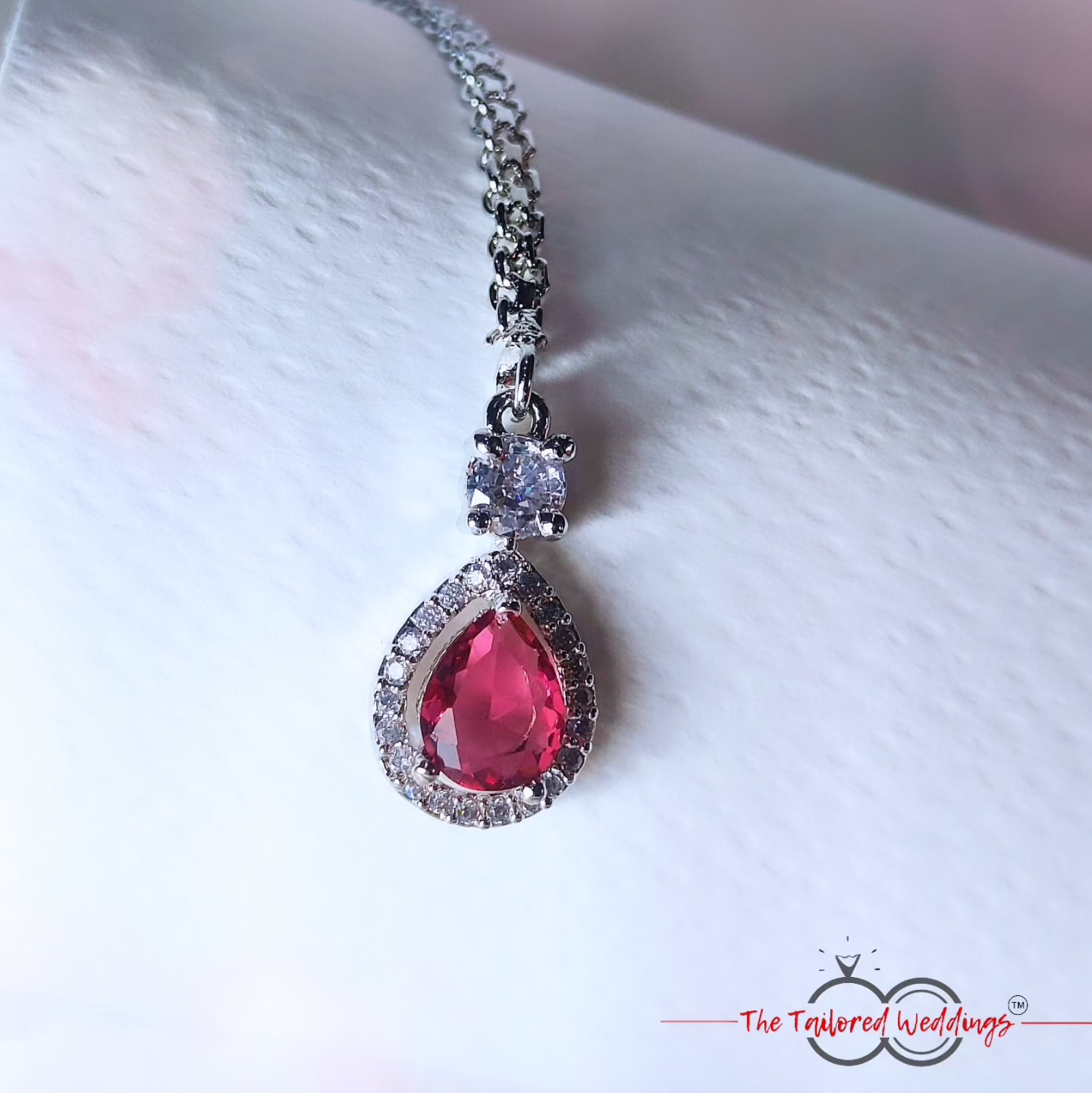 Contemporary statement american diamond jewelry for engagement, partylooks or weddings